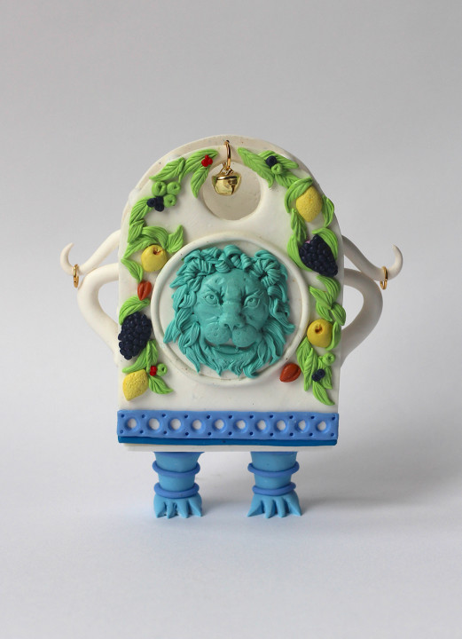 3073 Hannah Lim - Lim_MediciLionSnuffBottle_WEB2.jpg